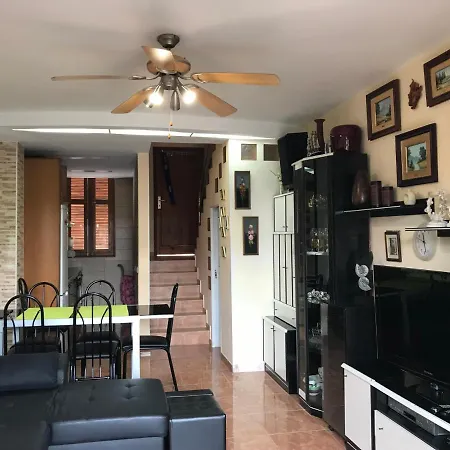 本格玛尔度假屋