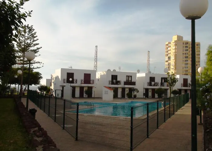 本格玛尔度假屋