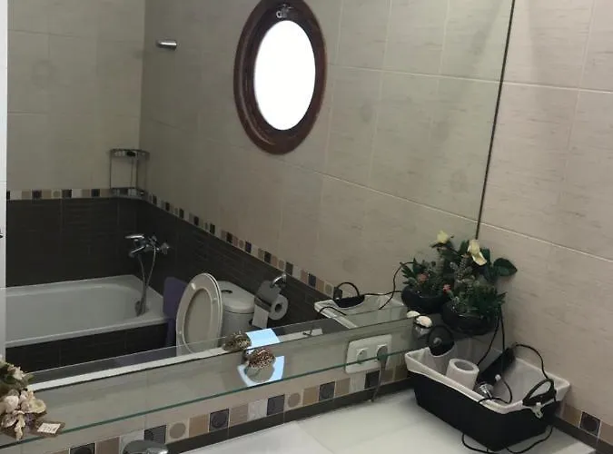 本格玛尔度假屋 *