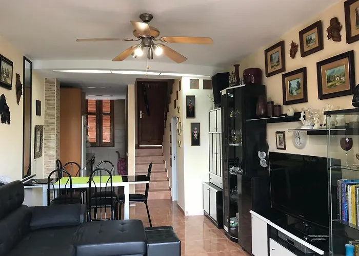 本格玛尔度假屋